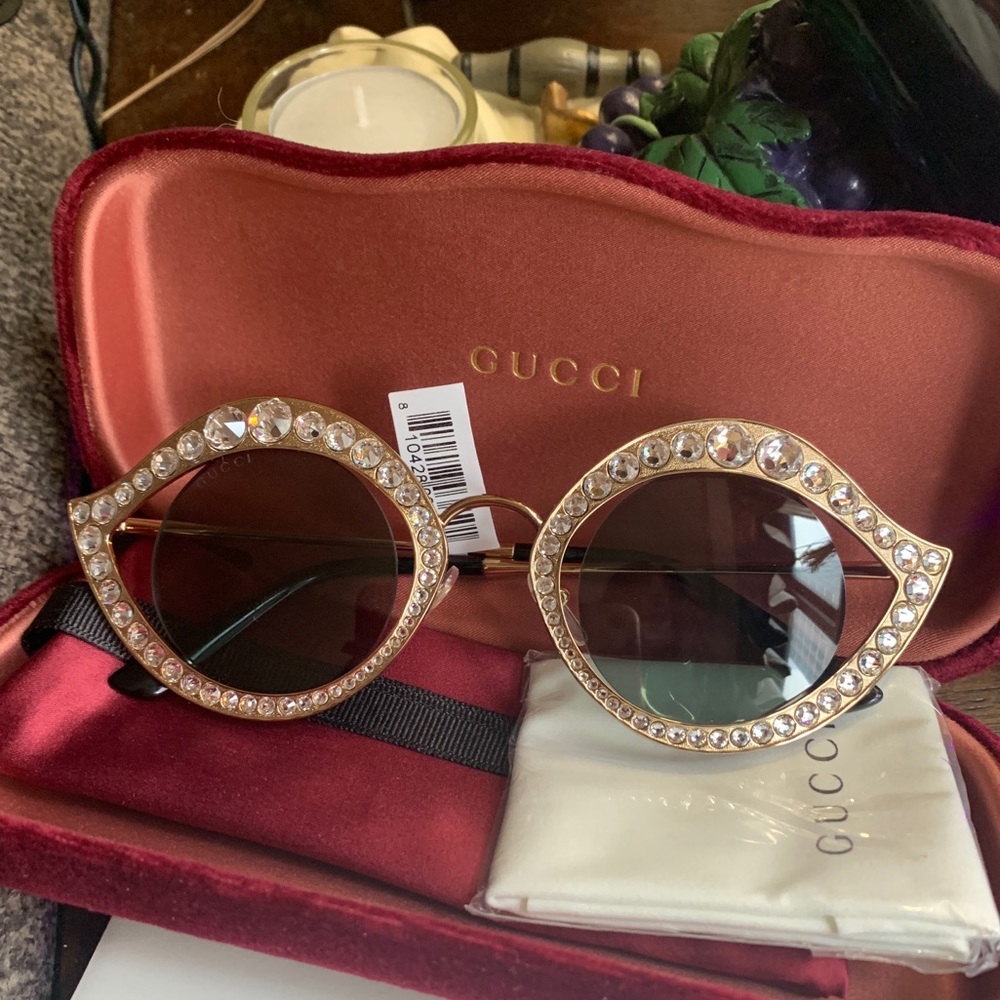 Gucci Round Crystal-Embellished Gold Sunglasses with Dark Lenses